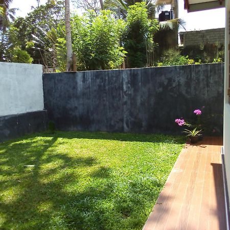 Hotel Surf Bay House Dikwella Exterior foto